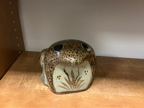 Hand painted frog