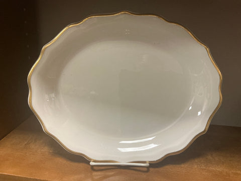 Medium platter gold trim (Syracuse china)