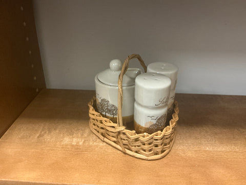 Ceramic salt/pepper shaker